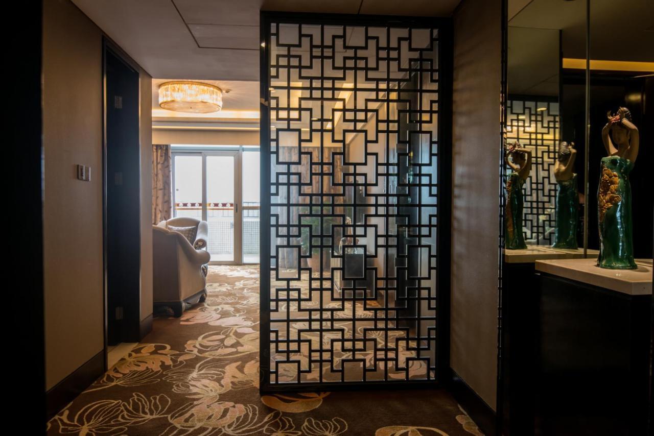 Panyu Hotel Guangzhou Exterior photo